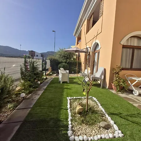 Vakantiehuis Leoncorno La Marina A *